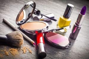 Injection plastique dans le domaine de la cosmétique, PLASTIC INJECTION COSMETICS