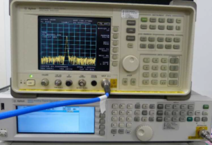 e générateur RF et l’analyseur de spectre Blindage-CEM